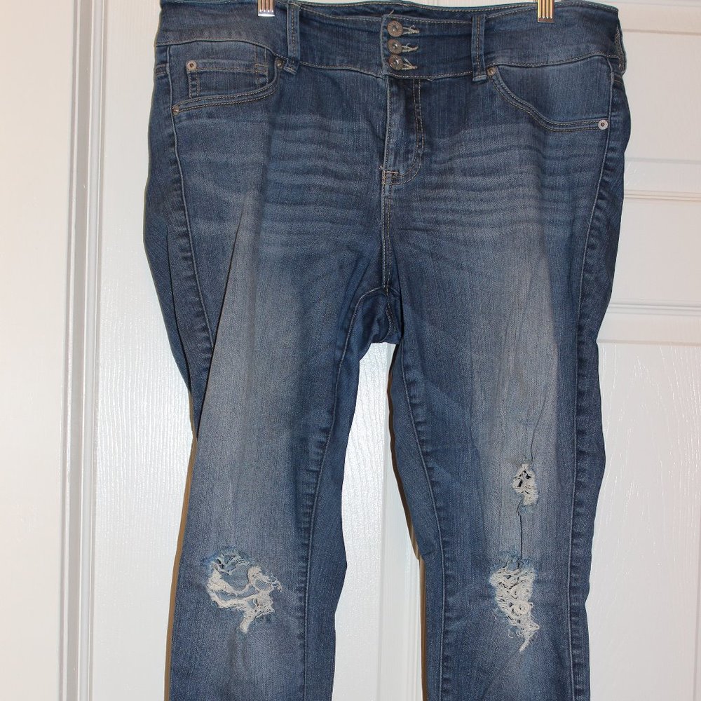 Torrid Premium ripped blue jeans